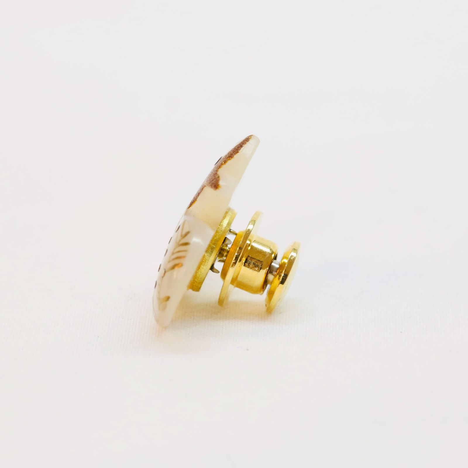 【即日発送可】Risu/WH  pin