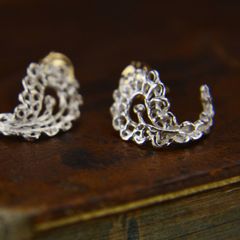 【即日発送可】ペイズリーピアス(シルバー)＊廃番商品