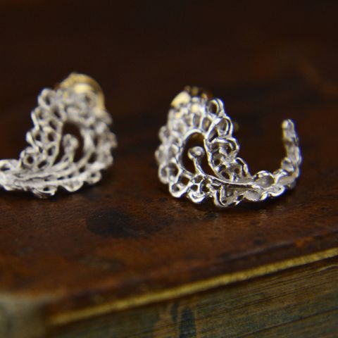 【即日発送可】ペイズリーピアス(シルバー)＊廃番商品