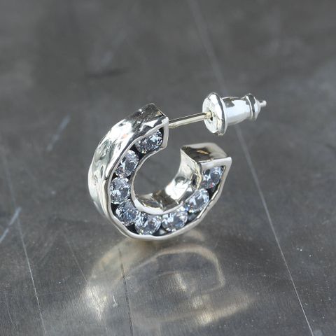 【即日発送可】キュービックジルコニア フープピアス