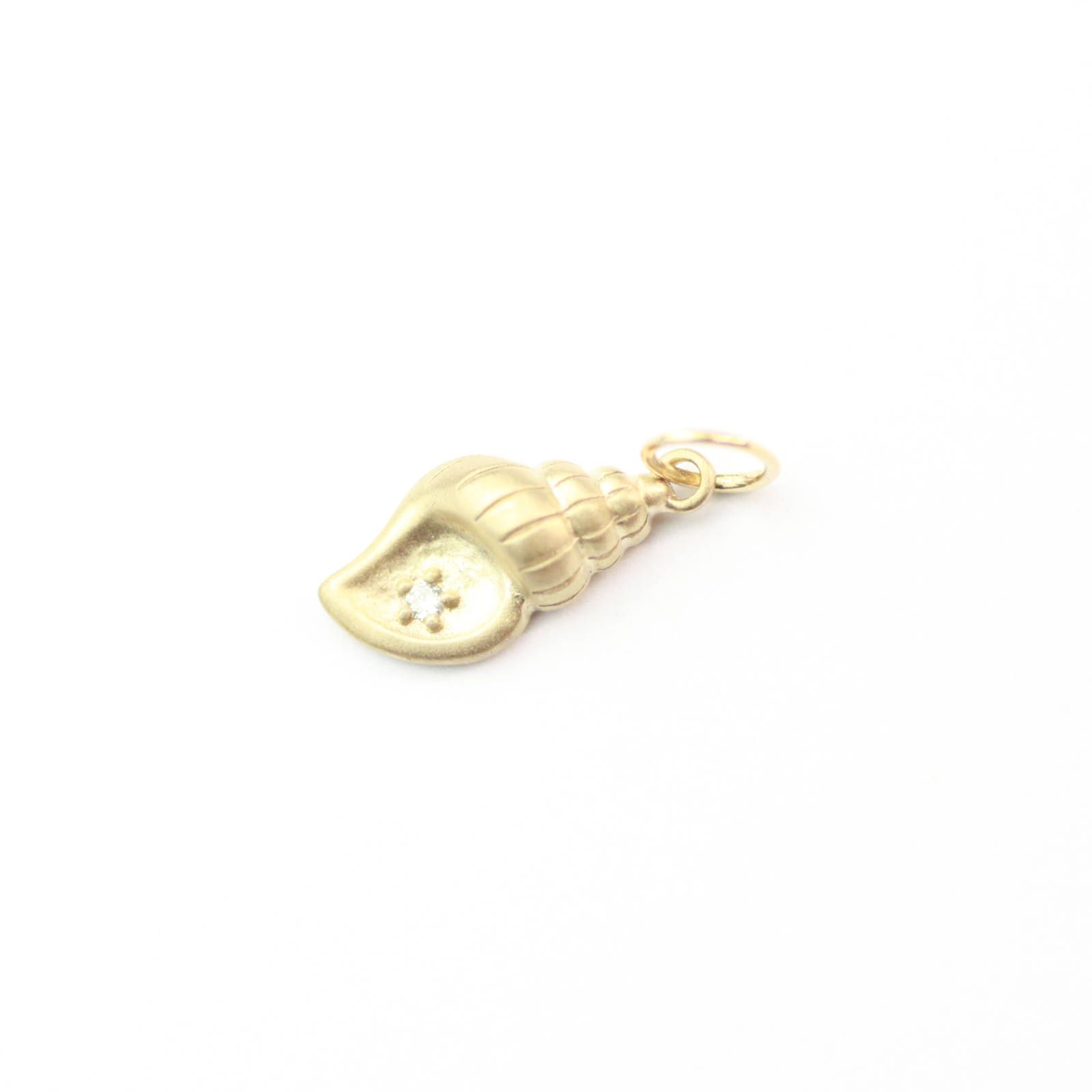 【即日発送可】巻貝チャーム※廃番商品
