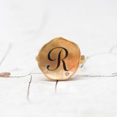 roccia イニシャルリング(ダイヤ1石)Mサイズ