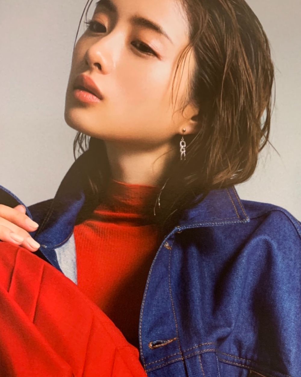 石原さとみさん着用/チェインズ