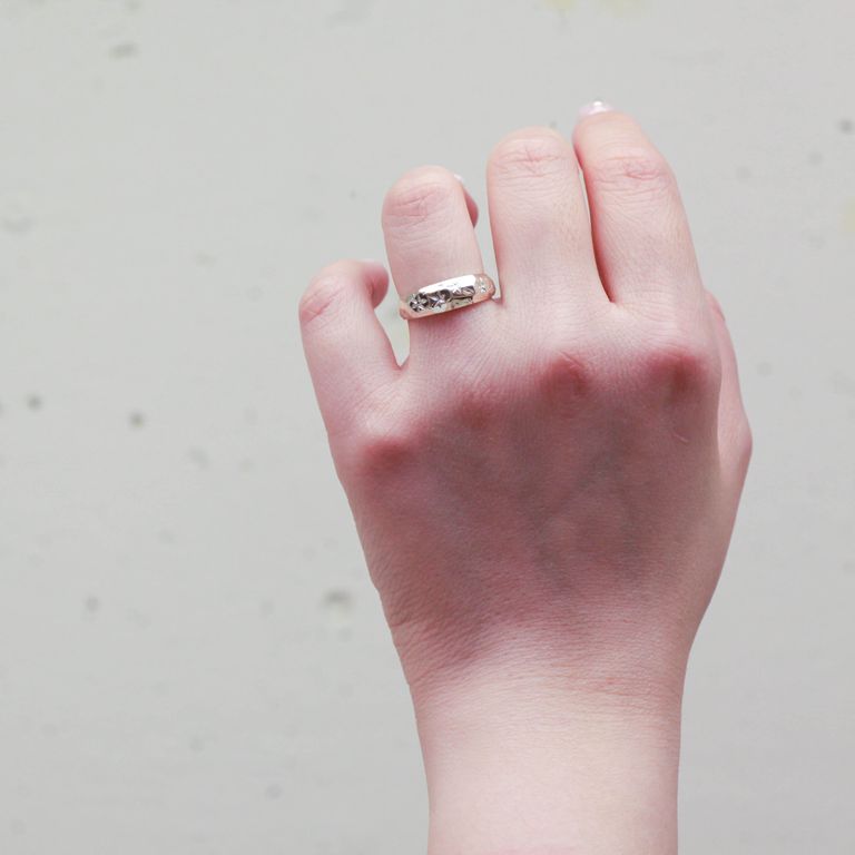 KAORU - 【即日発送可】トゥインクリング リング フリーサイズ(K10  