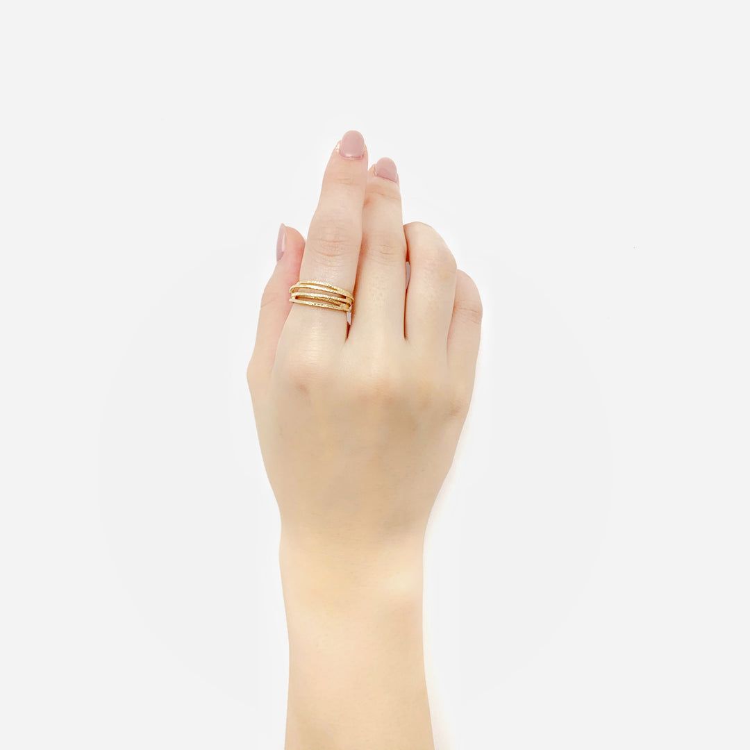 【即日発送可】ヘリックス リング(K10)(フリーサイズ)