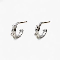【即日発送可】星 フープピアス／シルバー