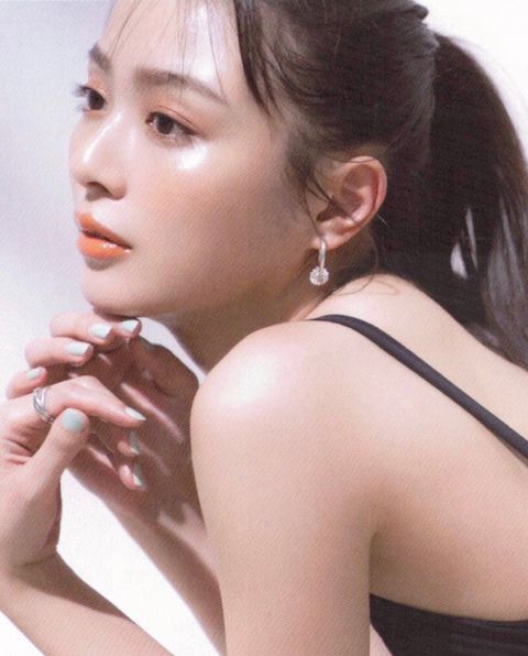 内田理央さん着用/トライバル