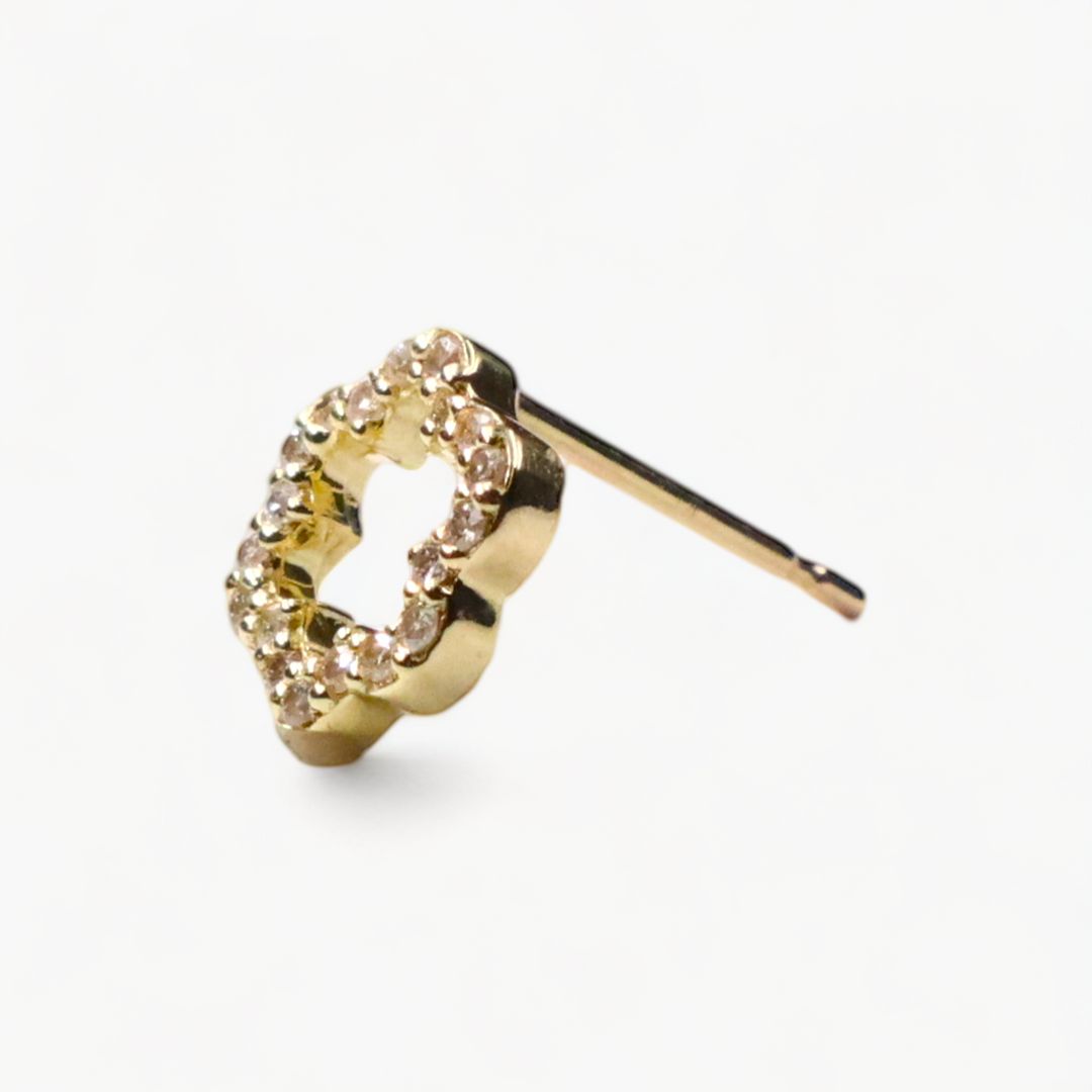 【即日発送可】ミニミモザダイヤモンドピアス(K18)