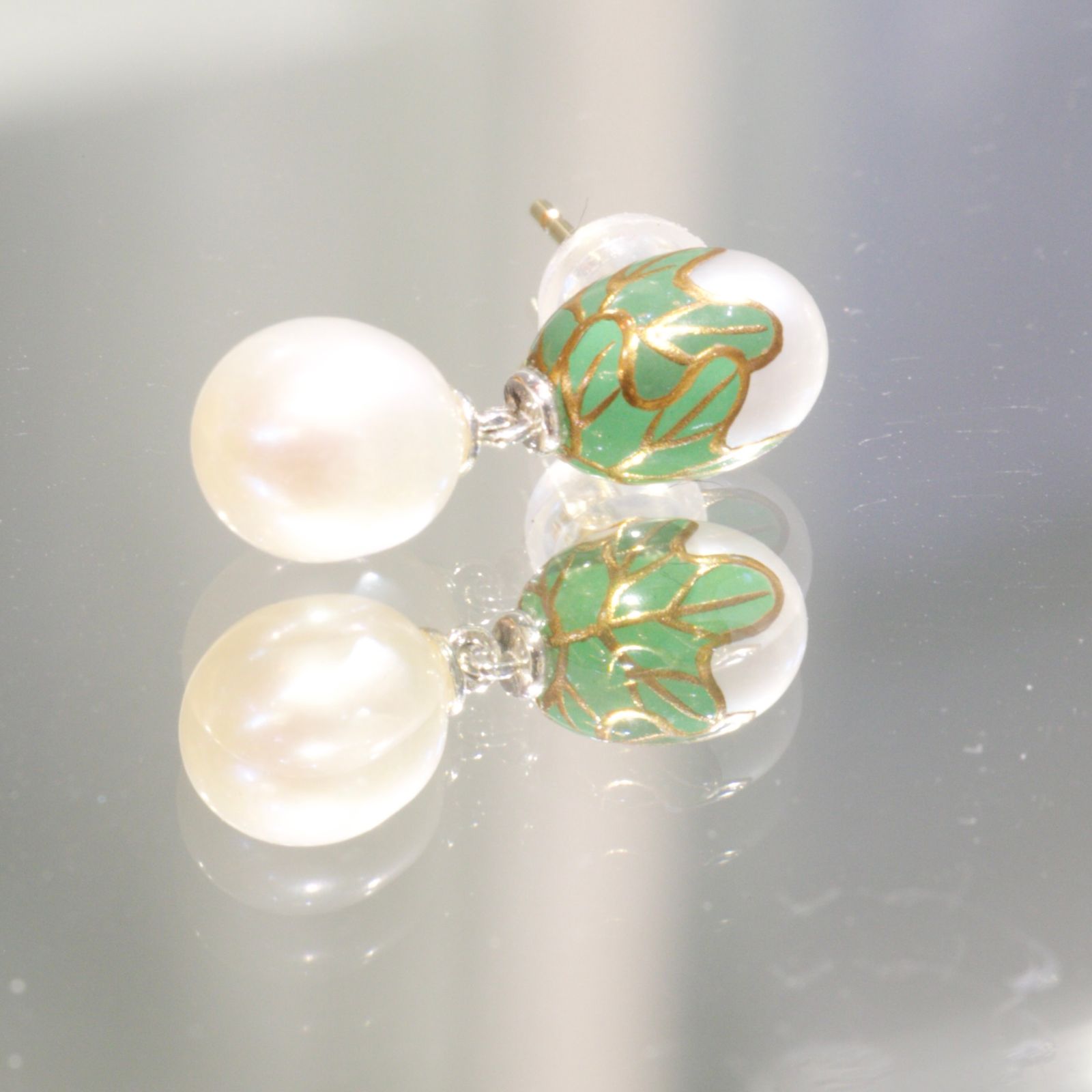 Botanical  piece/Double pearl