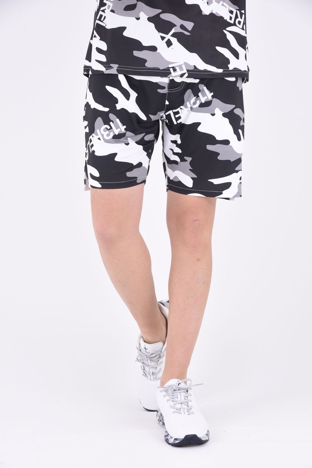 CAMO LOGO SHORT PANTS  / オリジナルカモフラ柄 ラッシュガードハーフパンツ ブラック