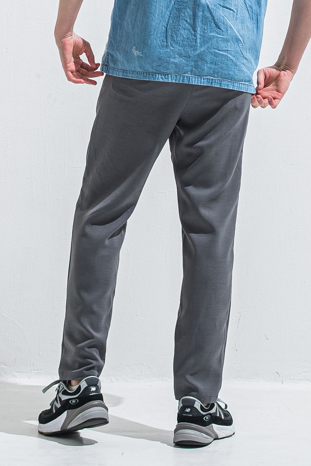 PAT WIDE EASY PANTS / ツイル生地 ワイドテーパード イージースラックス (グレー) (4月中旬入荷予定) ※オーダー締切:2月15日(日)18時