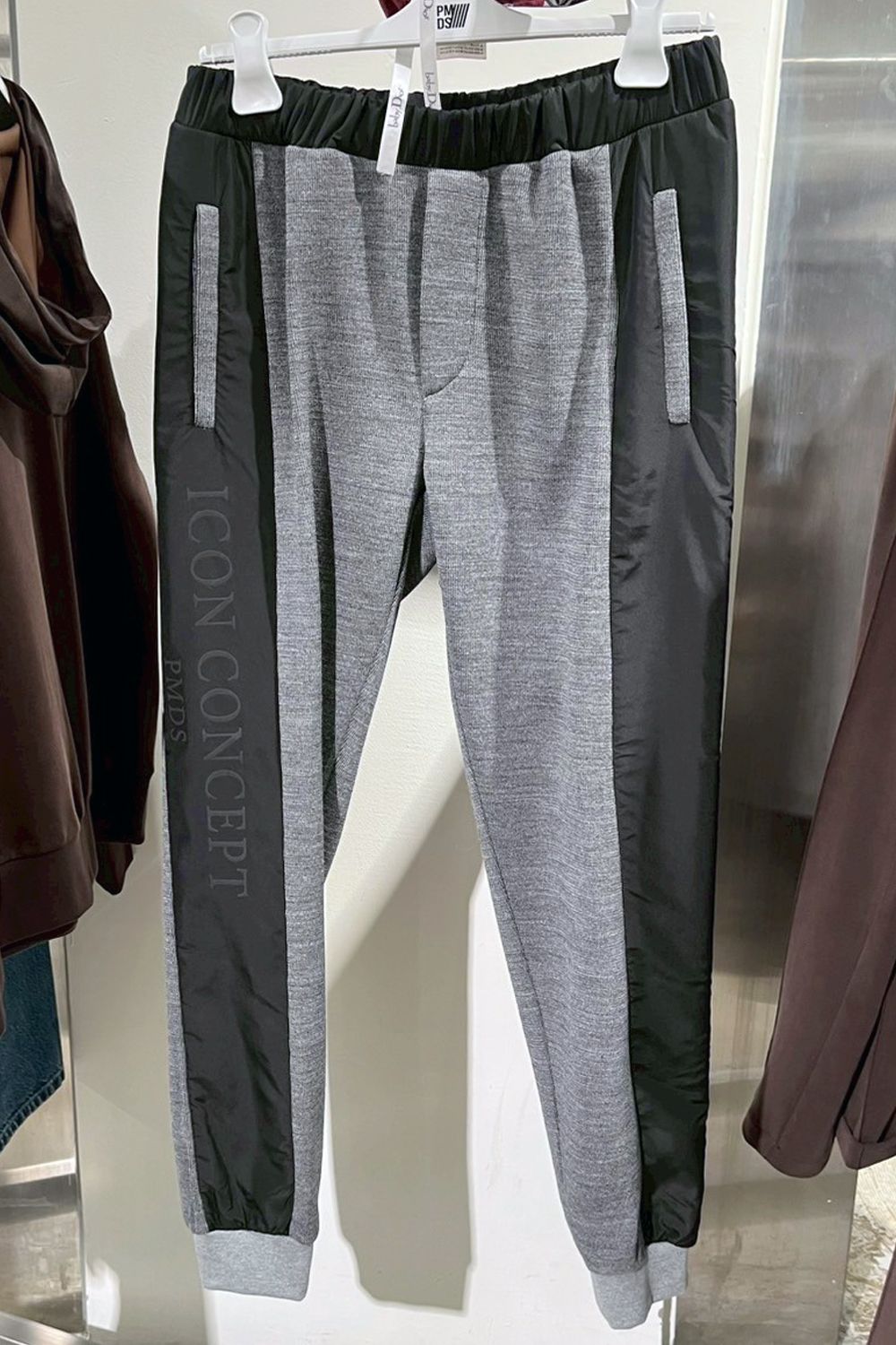 【26AW】 ICON PANT PRINT / ウール混 ツートーン サイドライン スウェットパンツ (グレー) (9月入荷予定)