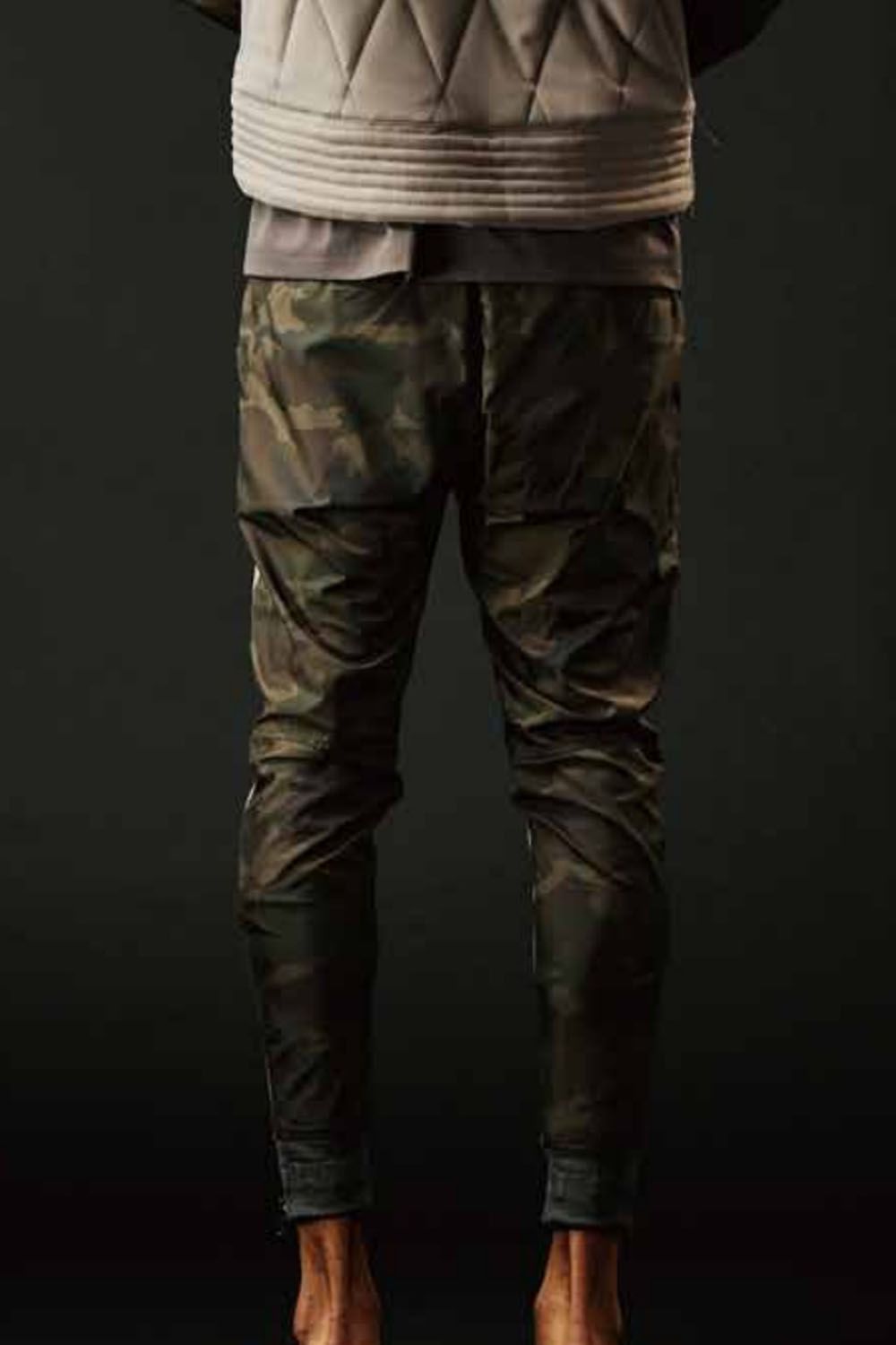 113SPORT PREMIUM HYBLID HEM ZIP PT / 113スポーツ プレミアム ジップ パンツ カーキ/グレー