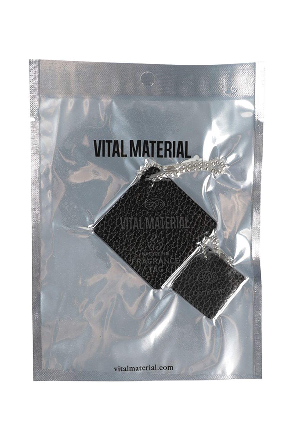 【残り1点】 DEMIU  /  VITAL MATERIAL FRAGRANCE TAG / フレグランスタグ アップサイクルレザー ブラック / シルバー