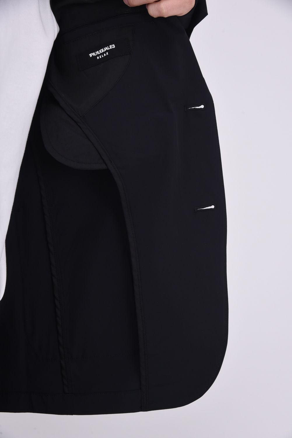 【26SS】【セットアップ】 NYLON JACKET & SLACKS / ナイロン テーラードシングルジャケット&イージースラックス (ブラック)