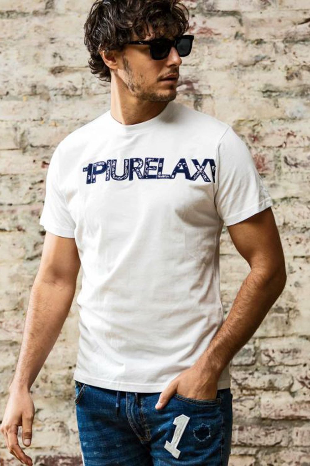 1PIU1UGUALE3 RELAX ペイズリーロゴTシャツ メンズ 男性 半袖 1PIU1UGUALE3 RELAX - PAISLEY LOGO T-SHIRTS / ペイズリー ロゴ