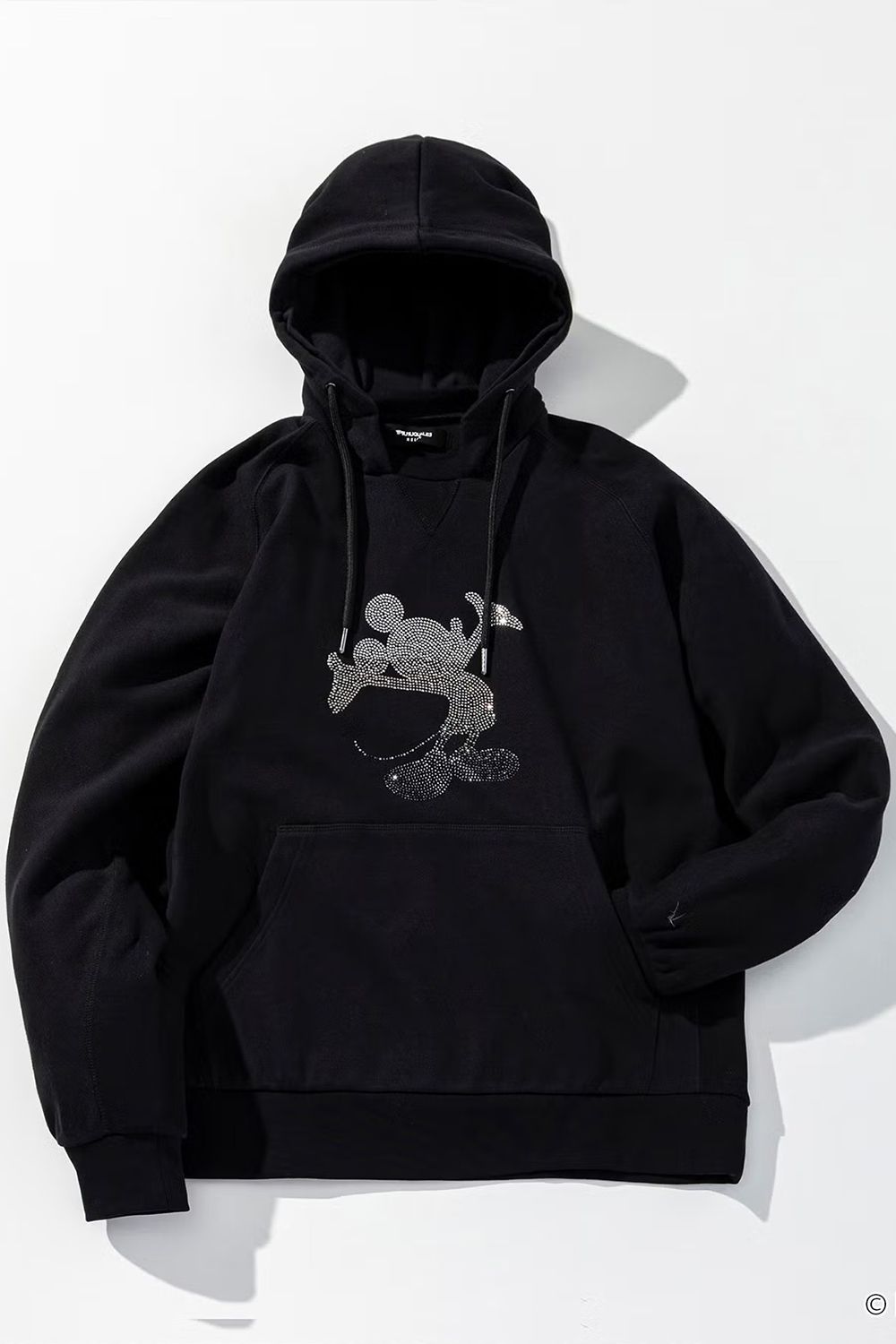 【26AW】 MICKEY SILHOUETTE GRADATION LINESTONE HOODIE / ミッキー シルエット グラデーション ラインストーン フーディー (ブラック) (8月上旬入荷予定)
