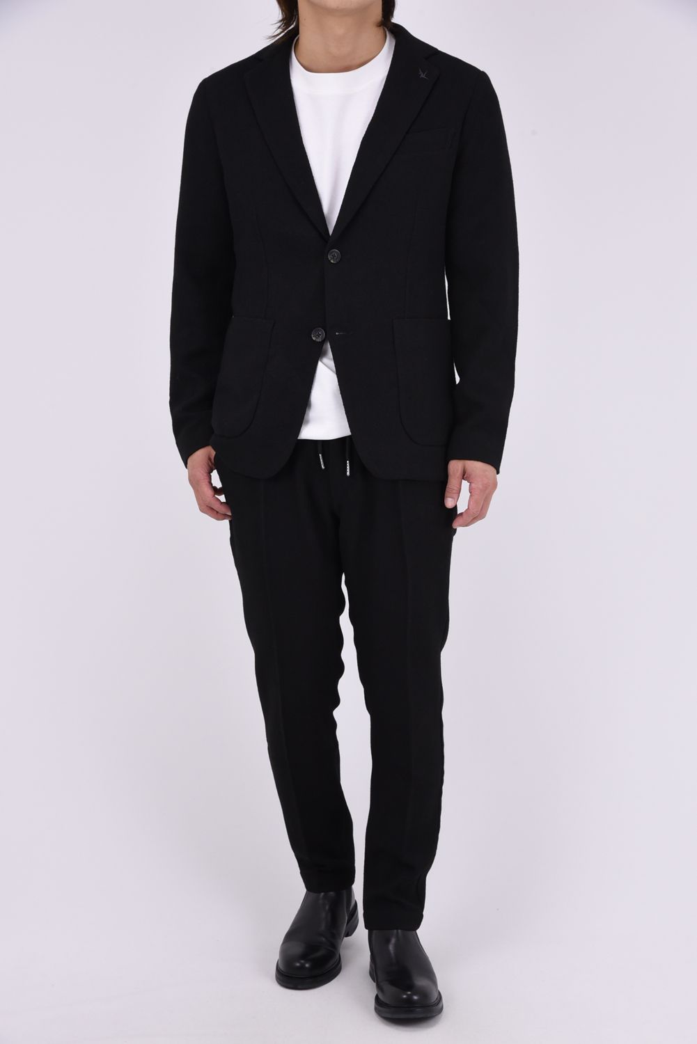 【26AW】【セットアップ】 WOOL-BLEND CAMO-EMBOSSED JACKET & SLACKS / ウール混 エンボスカモフラージュ テーラードシングルジャケット&イージースラックス (ブラック)