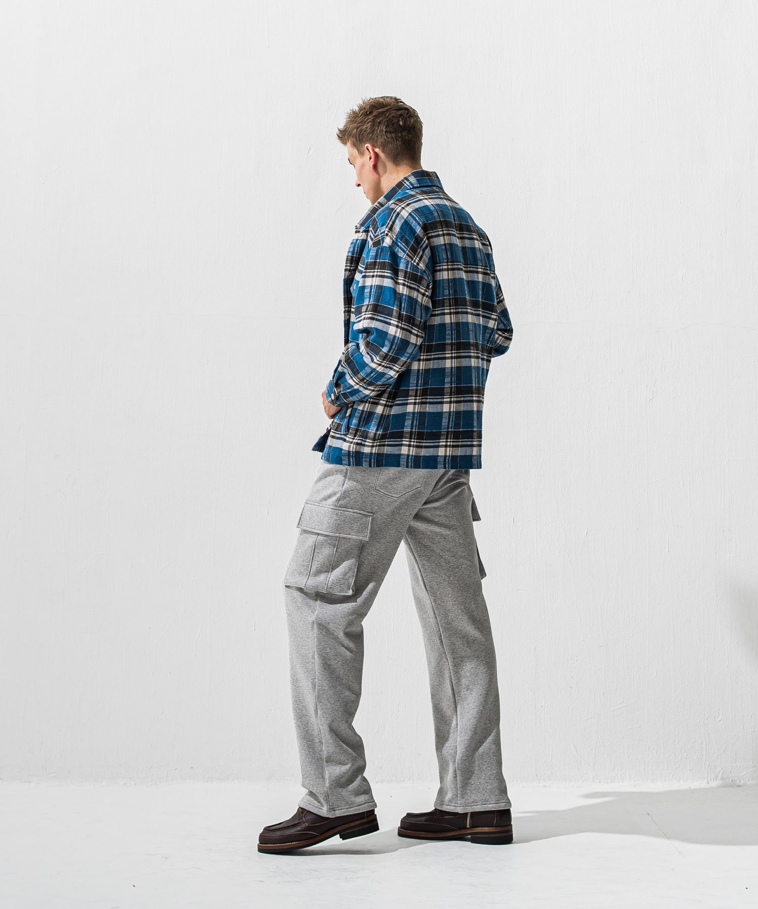 VELOURS FLEECE WIDE HEAD CARGO / 裏起毛 ベロアフリース ワンタックカーゴパンツ (グレー) (11月中旬入荷予定) ※オーダー締切:9月7日(月)17時