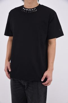 WANDO (ワンド) / ネックロゴ クルーネック Tシャツ ブラック