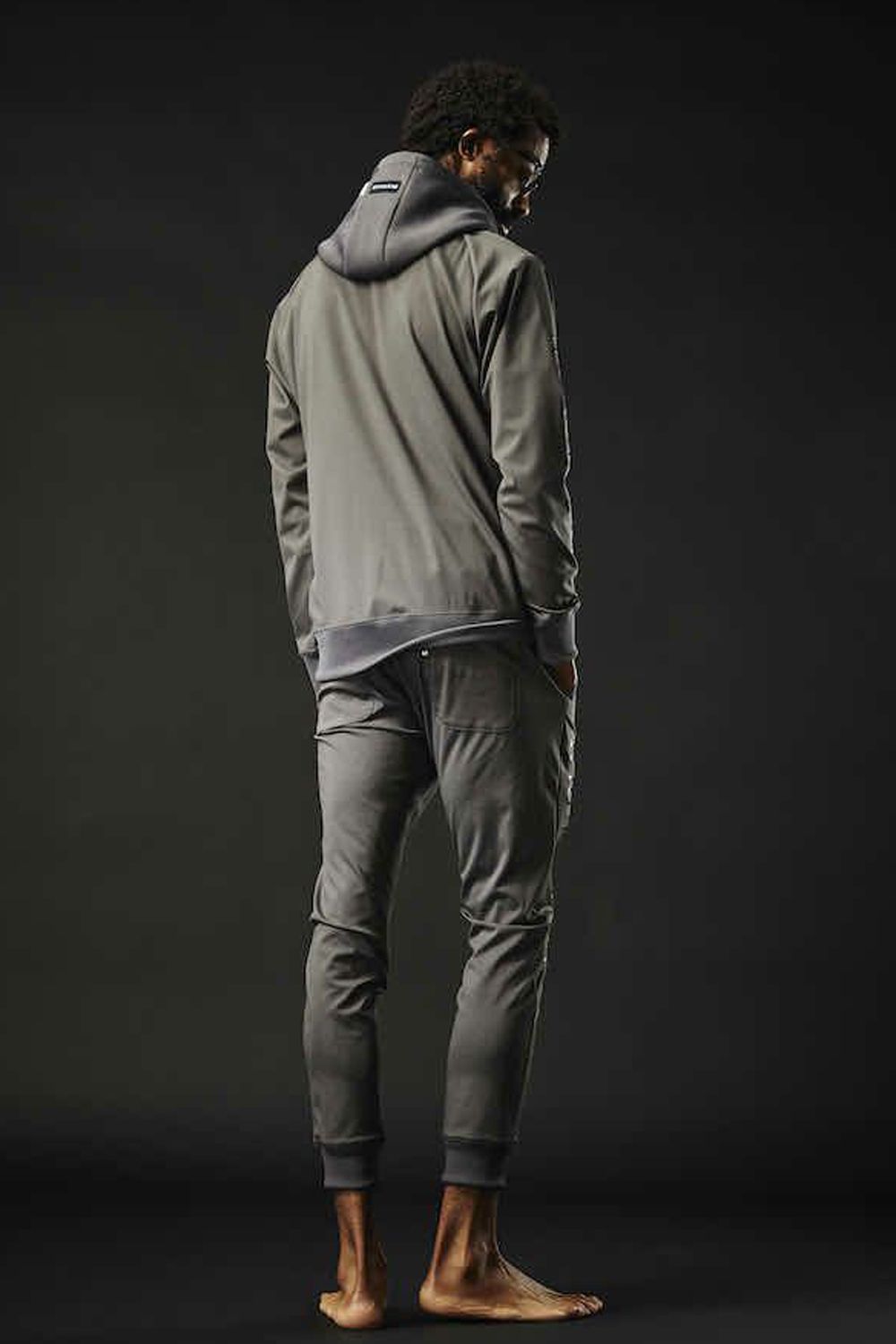 113SPORT COMFORTABLE TAG ZIP PARKA / 113ロゴ ラグランスリーブ フルジップ パーカー チャコール