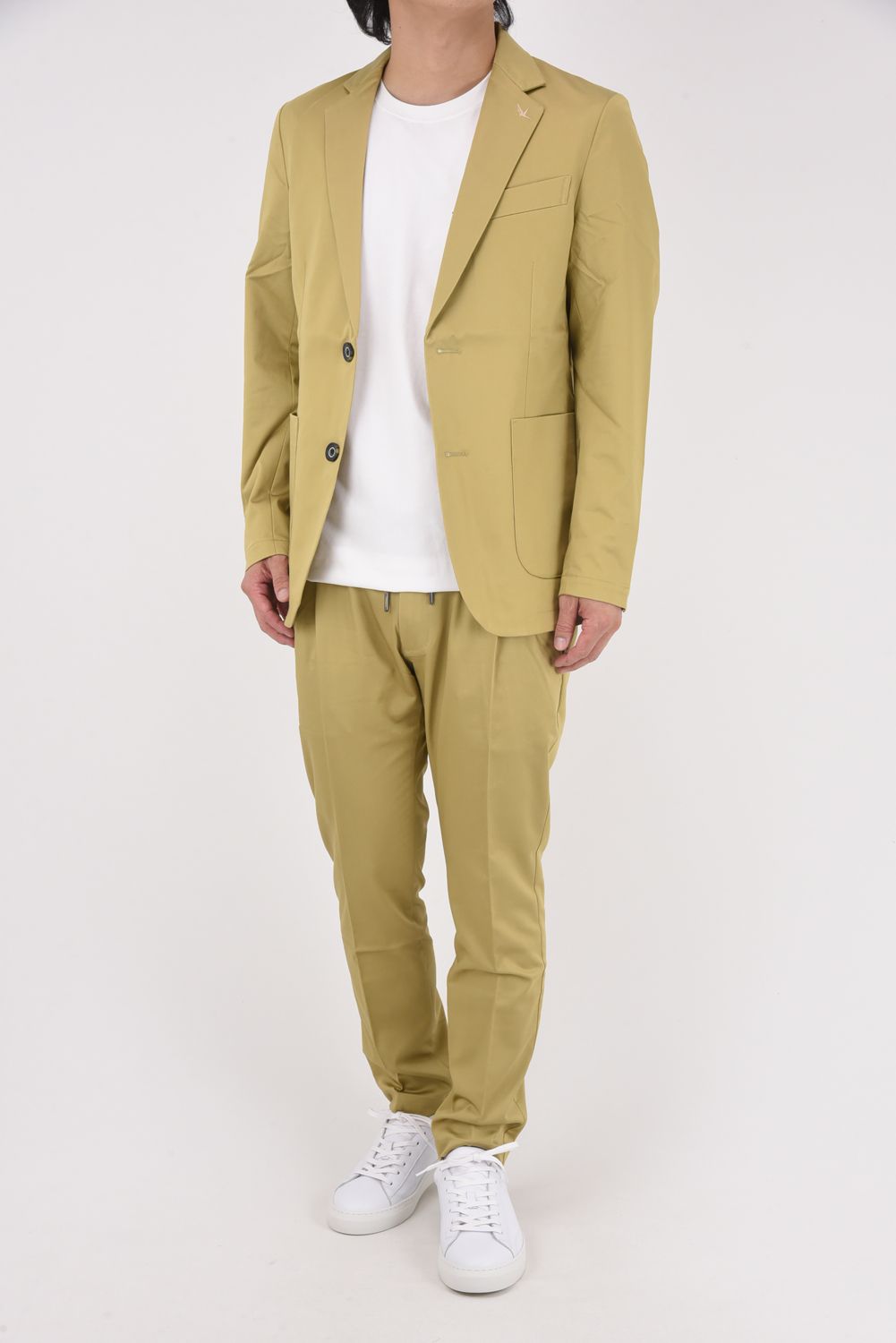 【25AW】 BRIGHT STRETCH JACKET & SLACKS / 微光沢素材 ストレッチジャケット&スラックスセットアップ (ベージュ)