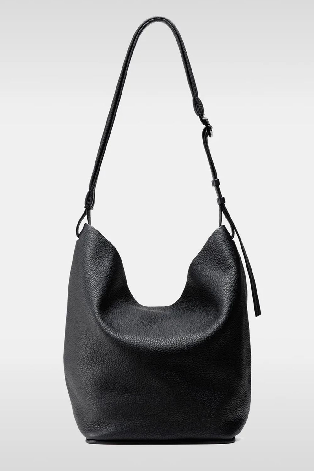 ESSENTIAL DAILY HOBO MEDIUM / シュリンクレザー ミディアムサイズ ショルダートートバッグ (ブラック)