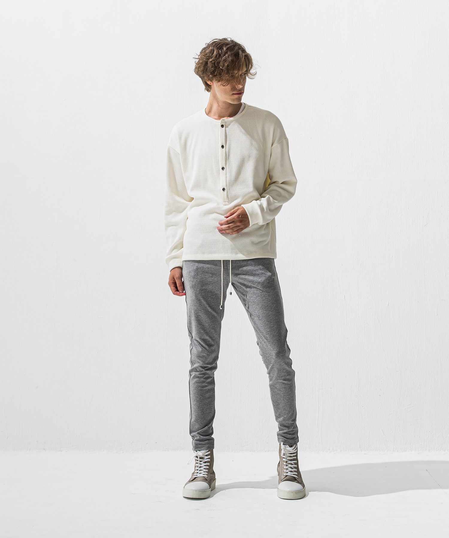 OVER HENRY VELOURS FLEECE THERMAL / 裏起毛 オーバーサイズ サーマル生地 ロングスリーブ ヘンリーネック (ホワイト) (10月下旬入荷予定) ※オーダー締切:9月7日(月)17時