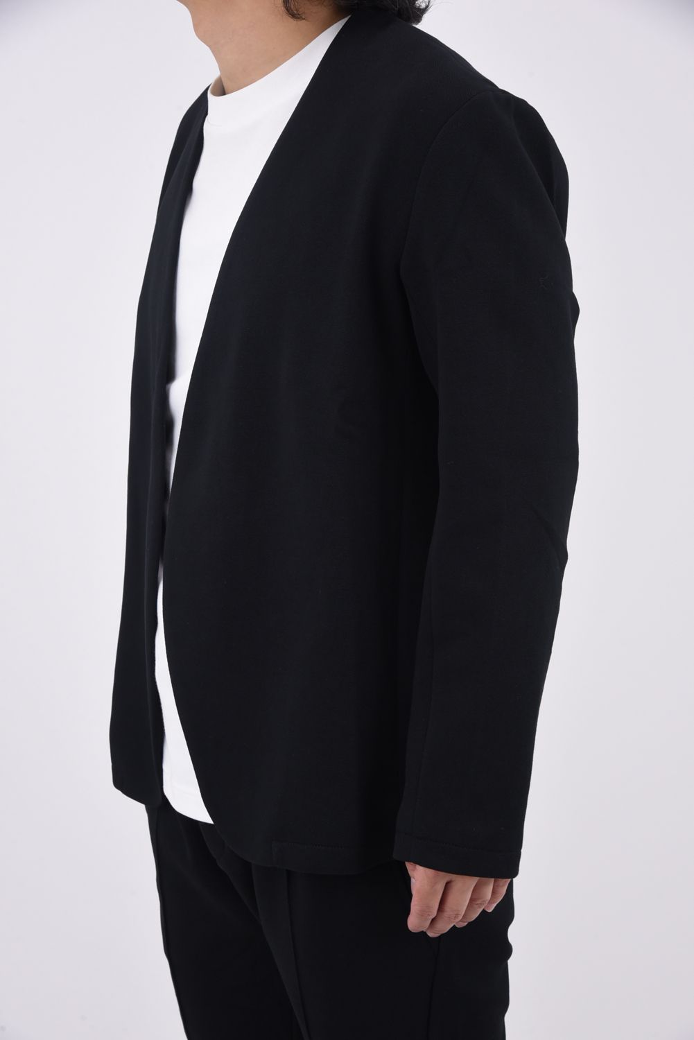 COLLARLESS CUT AND SEW JACKET / ノーカラー 鹿の子 ニットジャケット (ブラック)