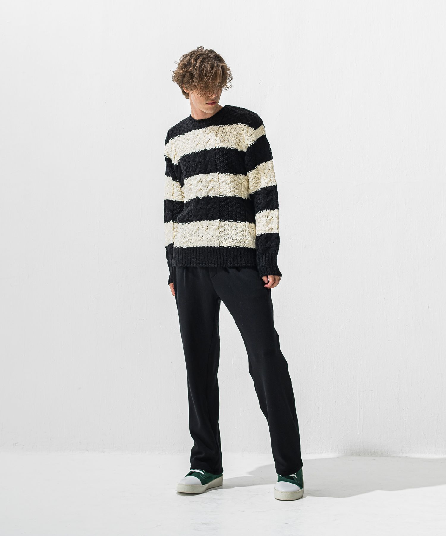 VELOURS FLEECE WIDE TUCK PANTS / 裏起毛 ベロアフリース セミワイド ワンタック イージーパンツ (ブラック) (11月中旬入荷予定) ※オーダー締切:9月7日(月)17時