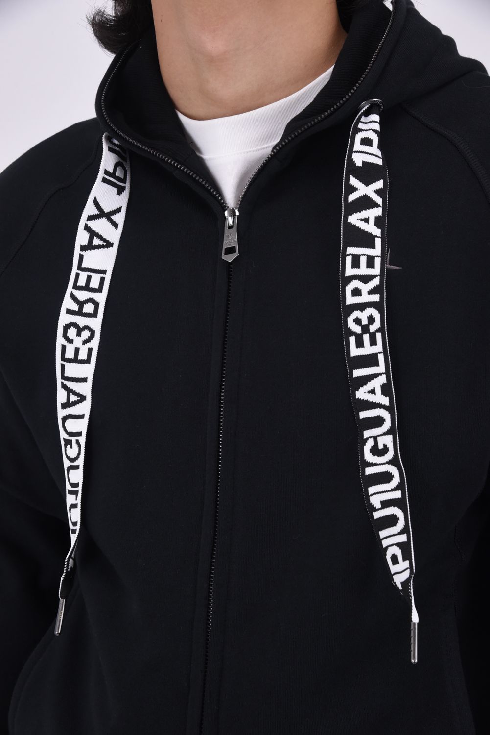 1PIU1UGUALE3 RELAX - HEM LOGO HOODIE / ワイドスピンドル ロゴ