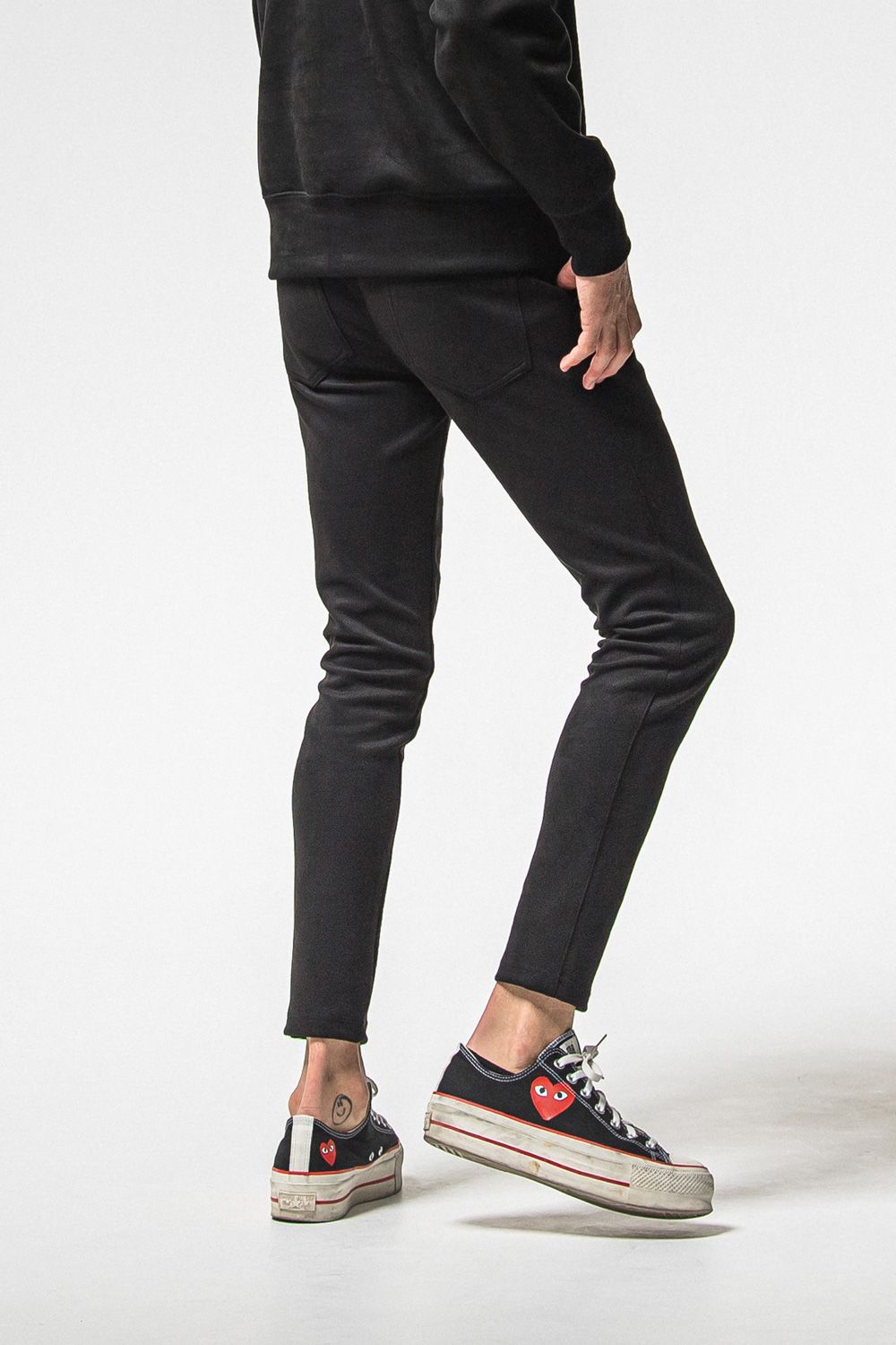 CHRIS EASY HEAT TUCK PANTS / スウェードジャージー スラックスイージータックパンツ (ブラック) (1月上旬入荷予定) ※オーダー締切：9月1日(月)18:00