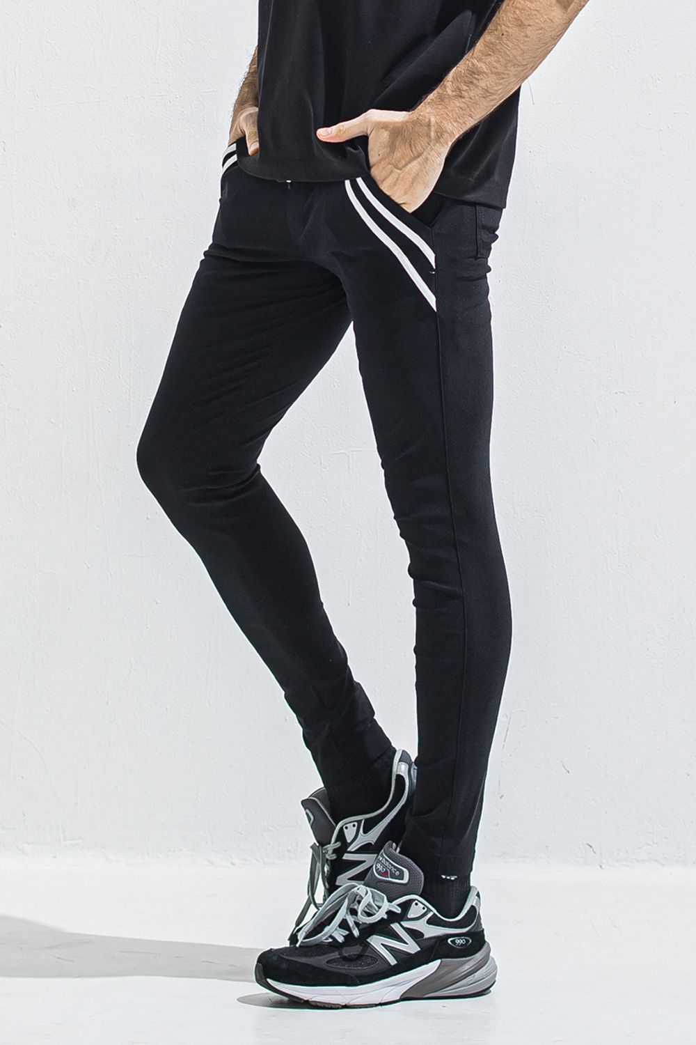 EDGE NYLON PT / 【定番】 ナイロンマイクロファイバー エコレザーライン スキニーイージーパンツ (ブラック/ホワイト) (4月末入荷予定) ※オーダー締切:2月15日(日)18時