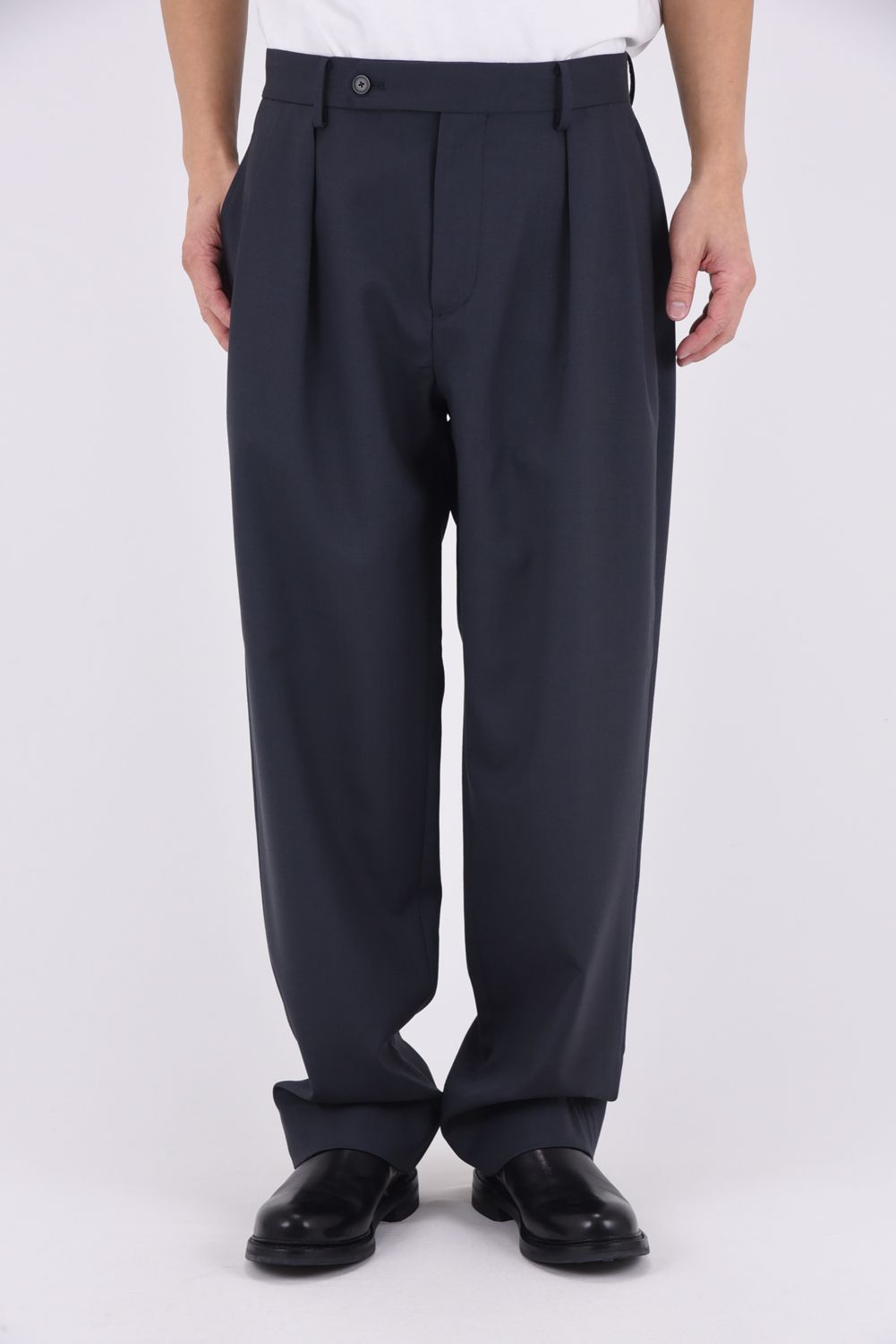 WOOL CLAMSKIN / ウール カームスキン テーパードパンツ (グレー)