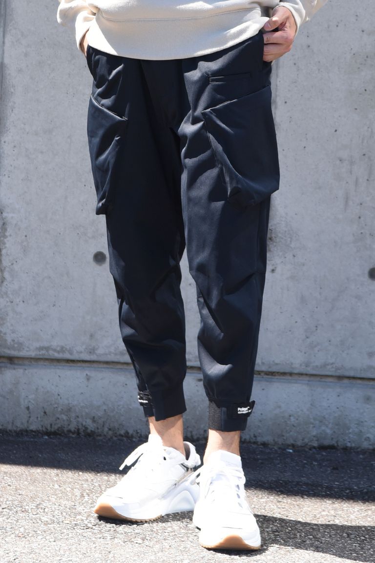 POLIQUANT - THE FUNCTIONAL ADJUSTABLE CARGO PANTS / 3レイヤー 変形カーゴパンツ ブラック |  gossip