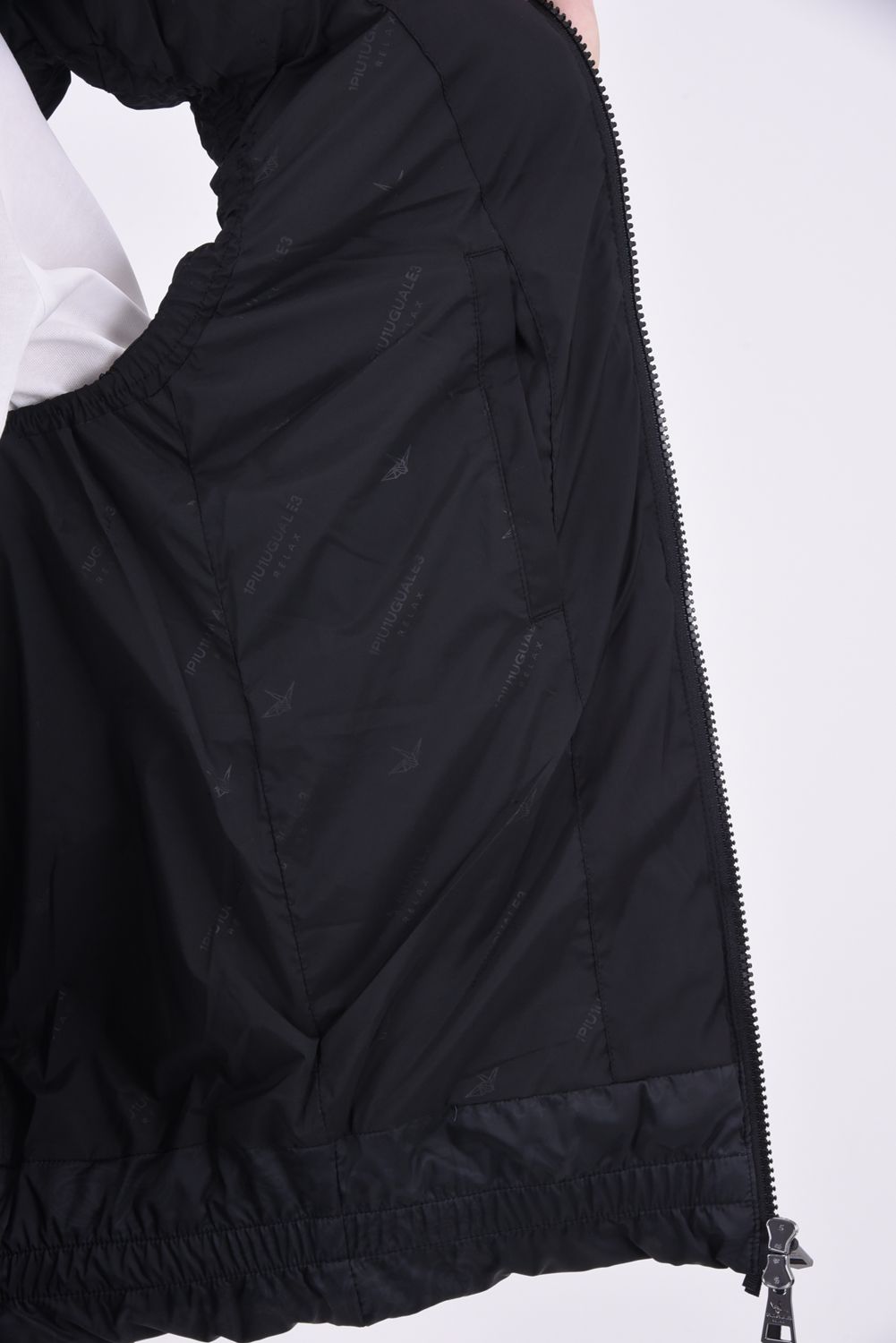 1PIU PAISLEY VEST / コンビネーション 中綿ベスト ブラック