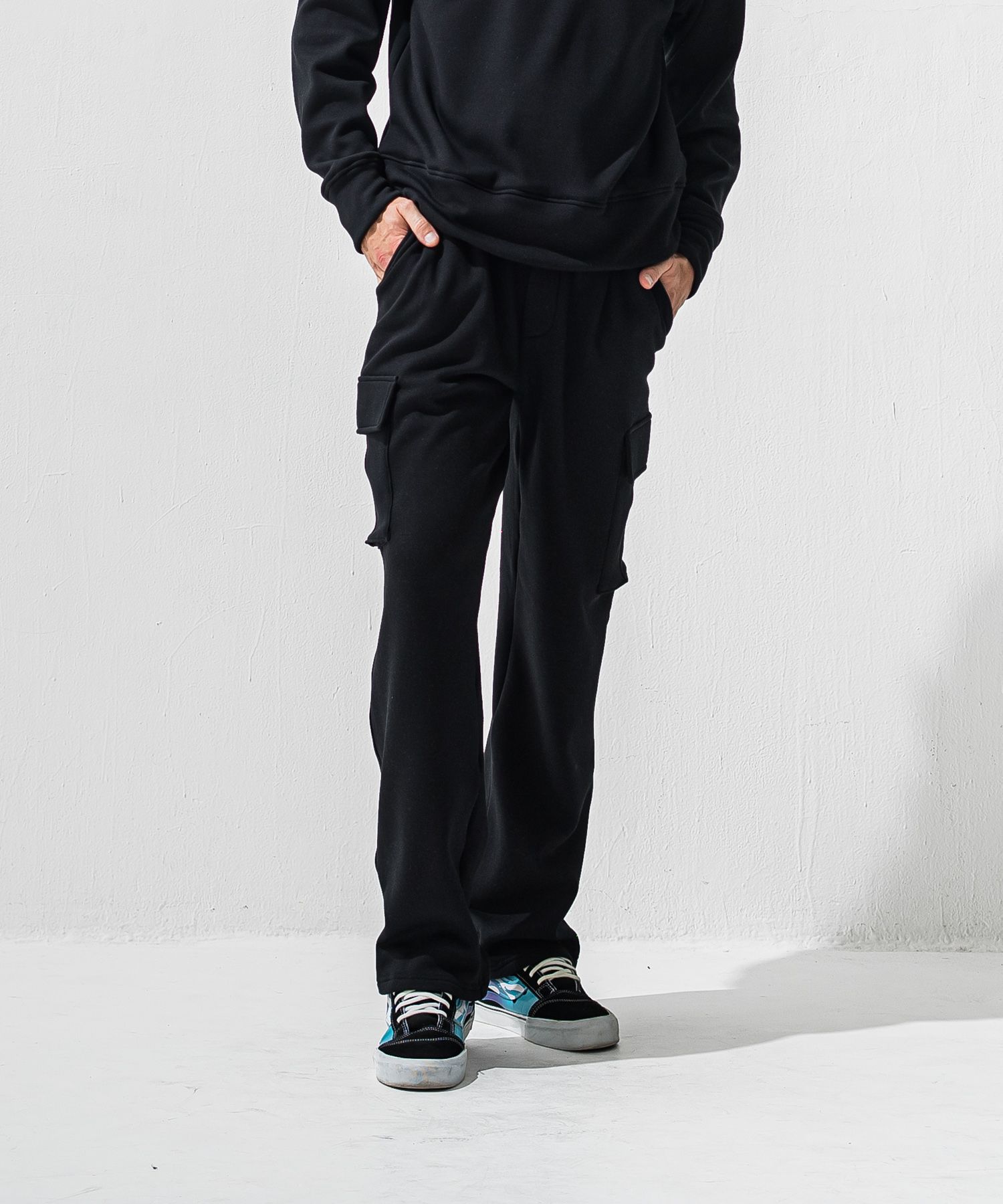 VELOURS FLEECE WIDE HEAD CARGO / 裏起毛 ベロアフリース ワンタックカーゴパンツ (ブラック) (11月中旬入荷予定) ※オーダー締切:9月7日(月)17時