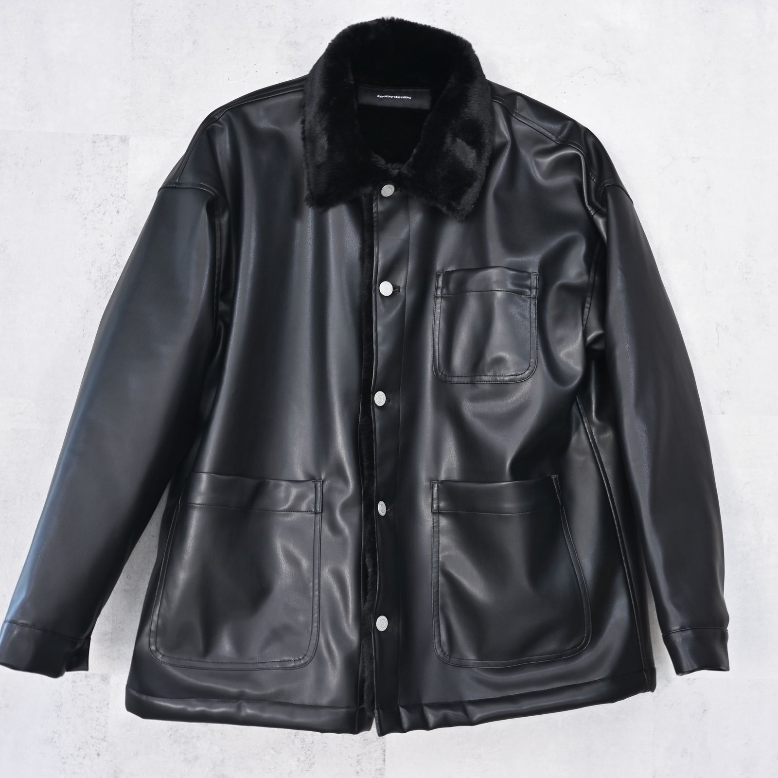 LEATHER FUR CAVER ALL / エコレザー オーバーサイズ カーバーオールジャケット (ブラック) (11月中旬入荷予定) ※オーダー締切:9月7日(月)17時