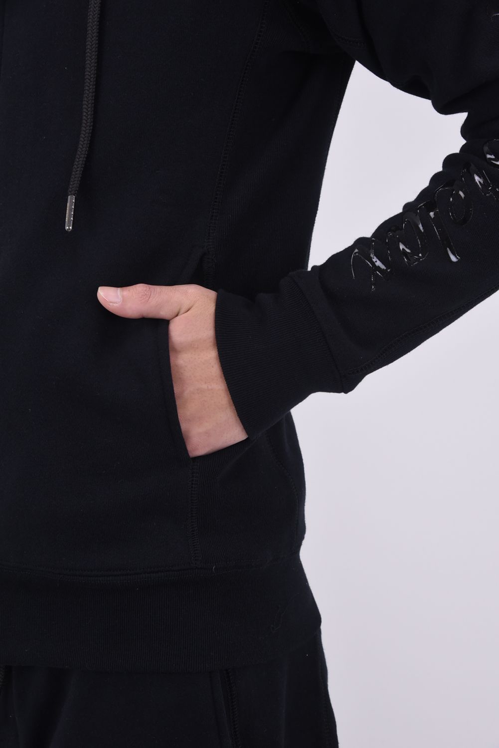 GLITTER ZIP HOODIE / グリッターロゴ ジップパーカー ブラック