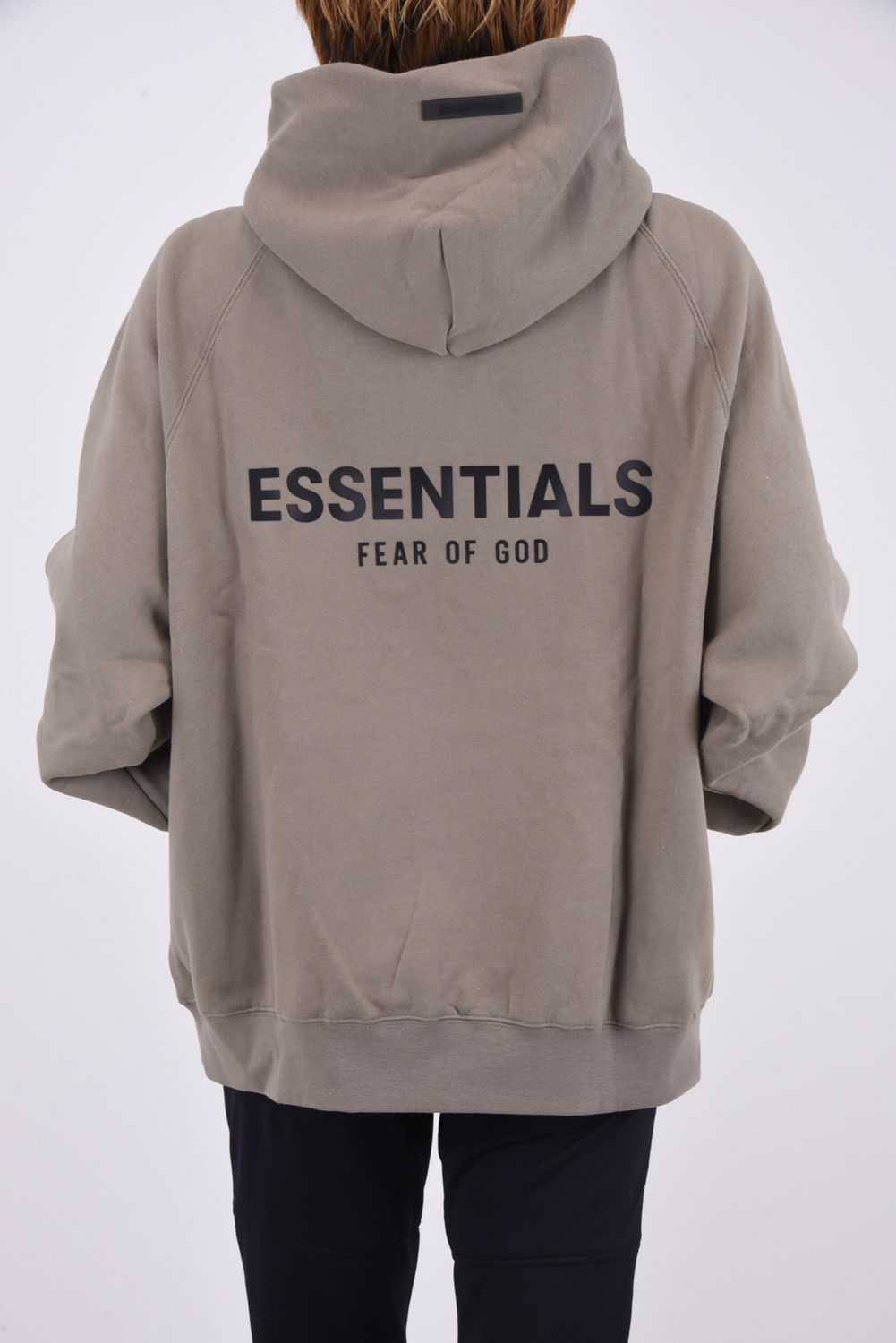 FOG ESSENTIALS フロントロゴ Tシャツ トープ / Sサイズ