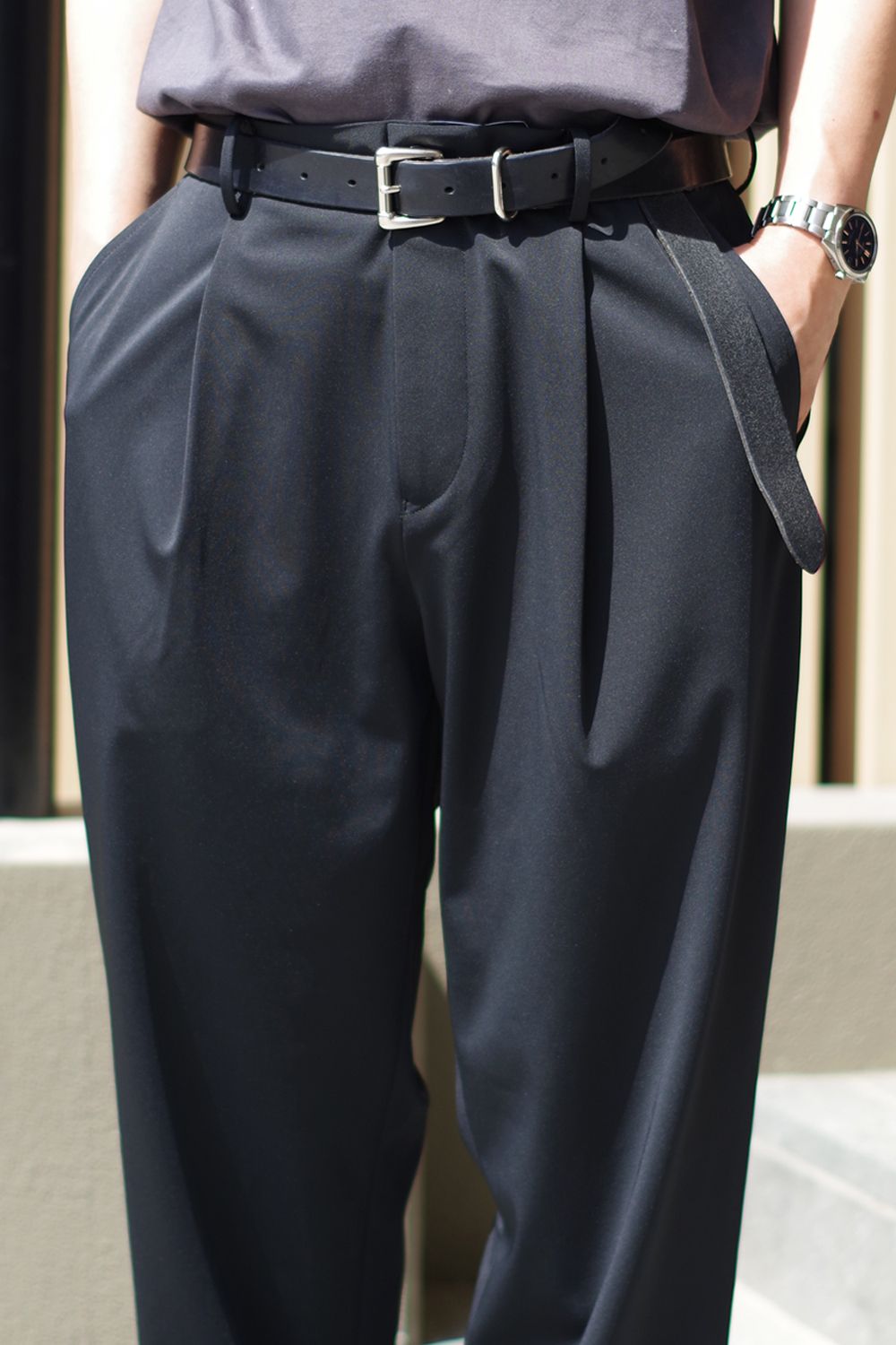 1OUT-PLEATS PANTS - STRETCH JERSEY / ポリエステルジャージー 1アウトプリーツ スラックス ブラック