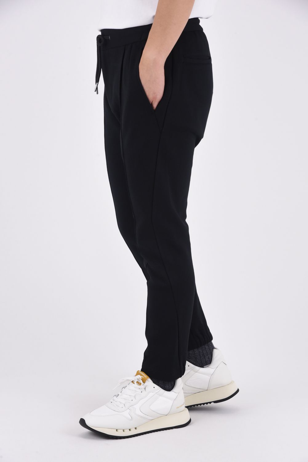 COLLARLESS CUT AND SEW PANTS / 鹿の子 ニット スラックス (ブラック)
