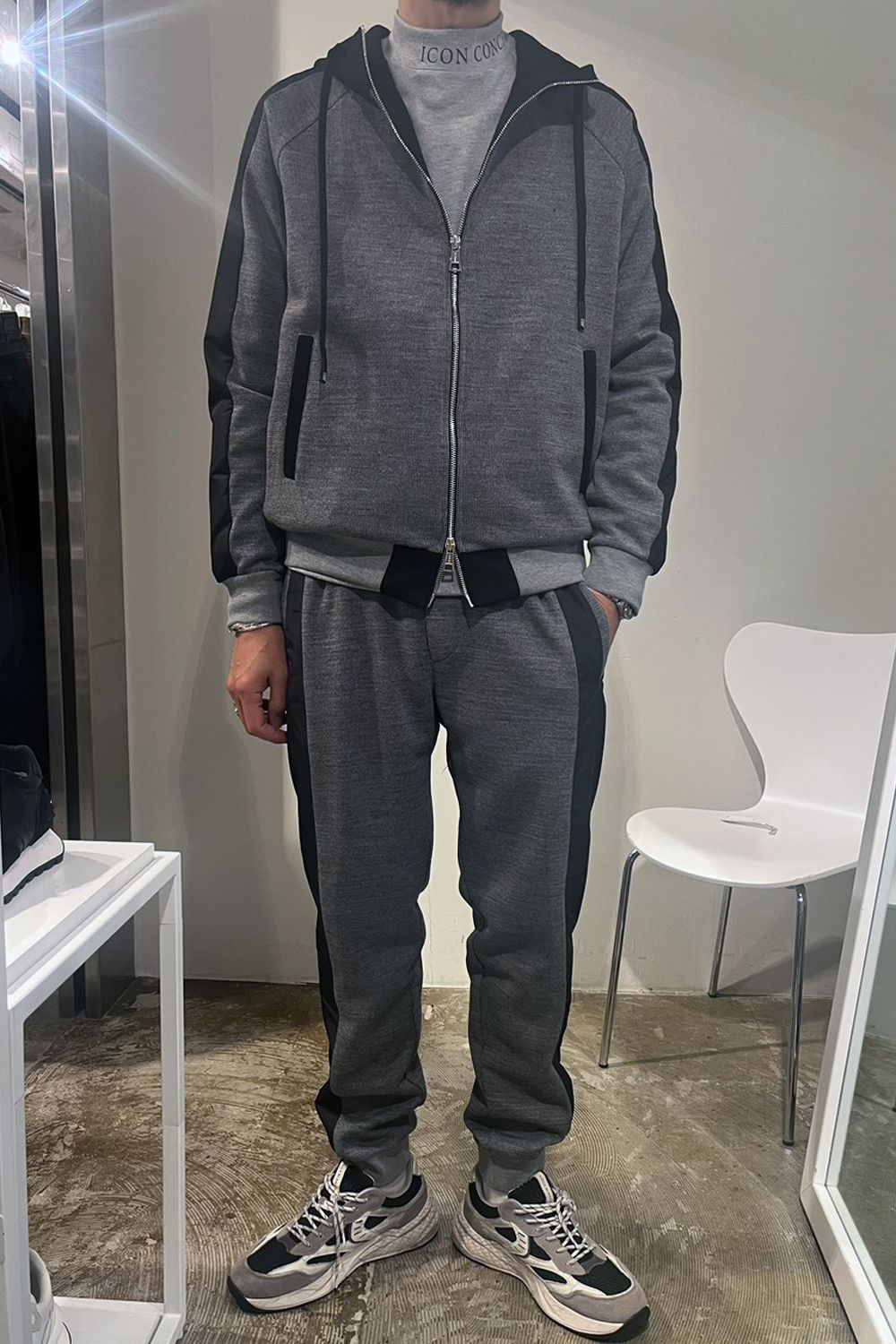 【26AW】 ICON PANT PRINT / ウール混 ツートーン サイドライン スウェットパンツ (グレー) (9月入荷予定)