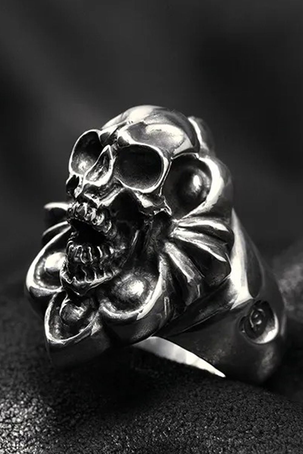 Ring 『Lucy in the Shadow with Distraction 』