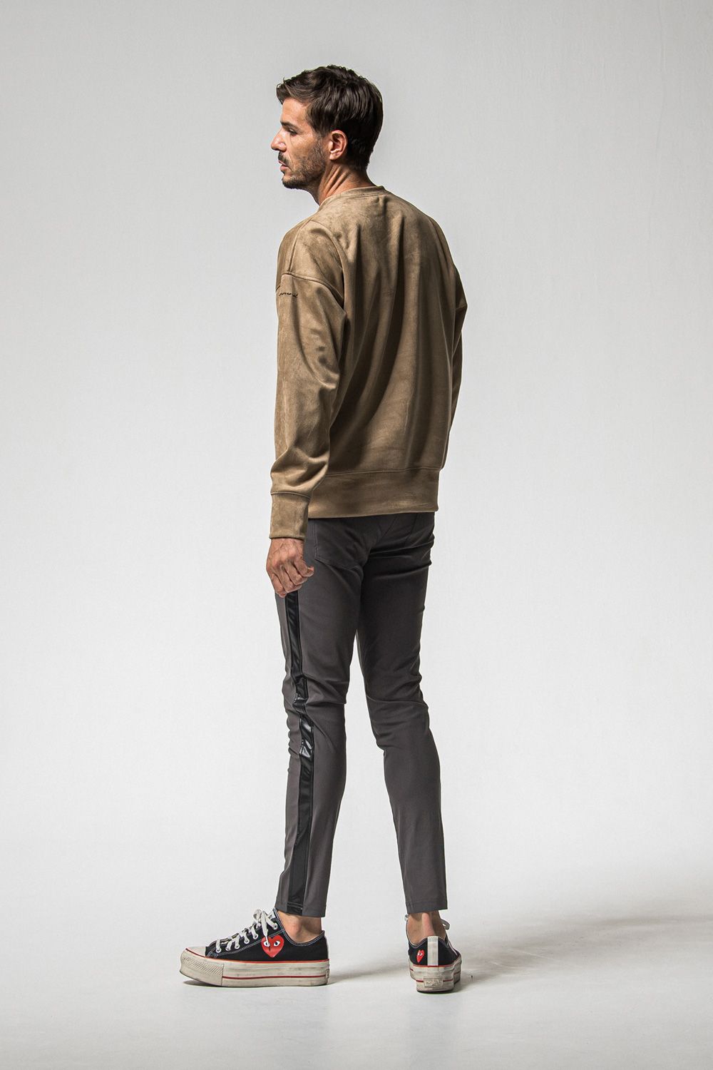 LEATHER LINE TRUCK PT / 高機能ナイロン レザー切り替えサイドライン トラックパンツ (チャコール) (1月上旬頃入荷予定) ※オーダー締切：9月1日(月)18:00