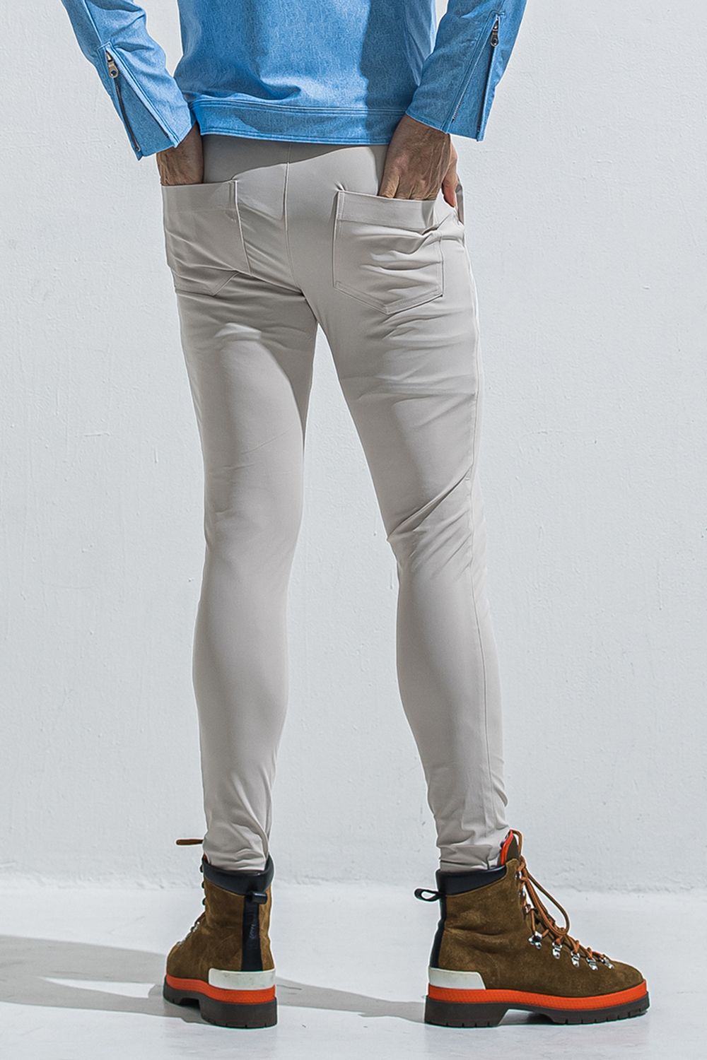 EDGE NYLON PT / 【定番】 ナイロンマイクロファイバー エコレザーライン スキニーイージーパンツ (グレージュ) (4月末頃入荷予定) ※オーダー締切:2月15日(日)18時