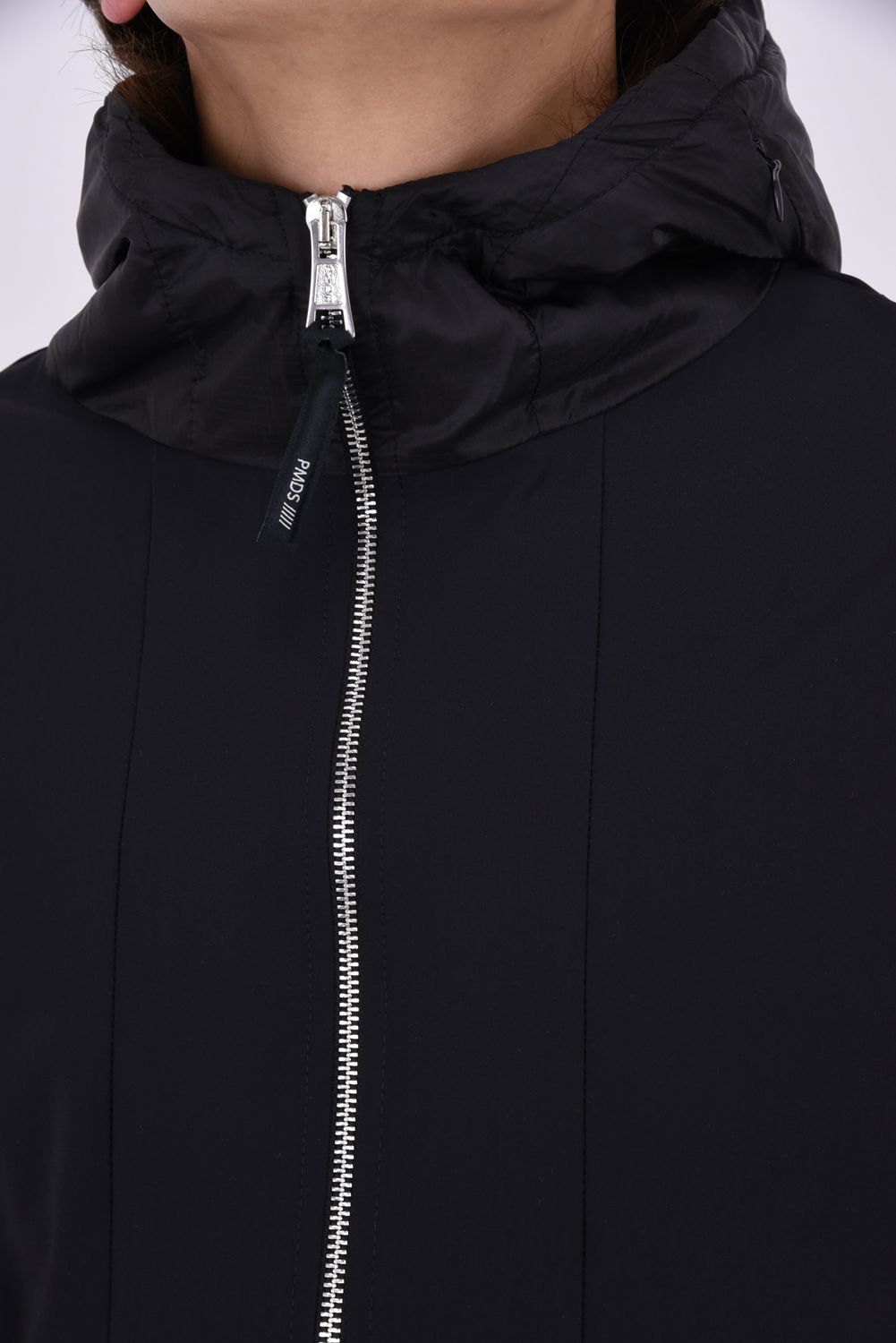 【26AW】 SIPHO / ブランドロゴ ハイブリッド ジップアップパーカー (ブラックカーボン)