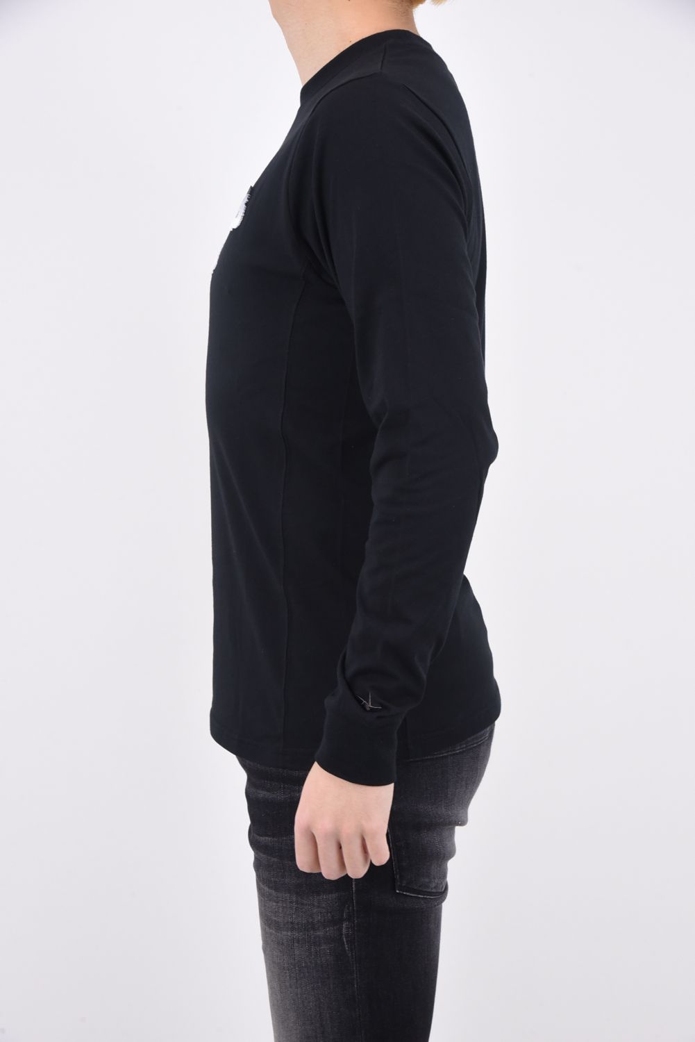 GRADATION TOOTHBRUSH EMBROIDERY LONG T-SHIRTS / グラデーション 3Dロゴ ロングスリーブTシャツ ブラック