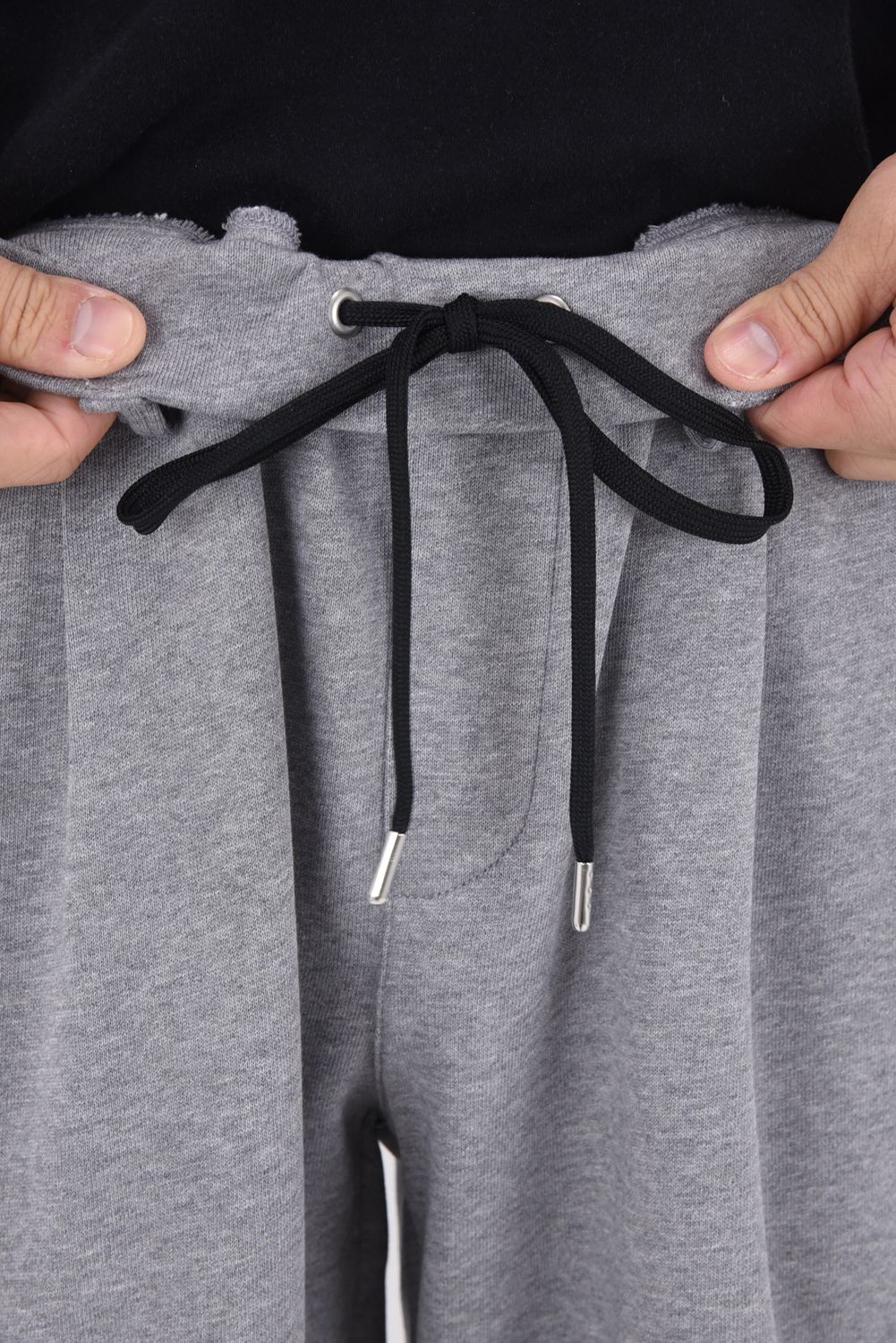 【26SS 39th】 HF URAKE WIDE TUCK PANTS / 高機能裏毛 セミワイドシルエット イージータックパンツ (グレー)