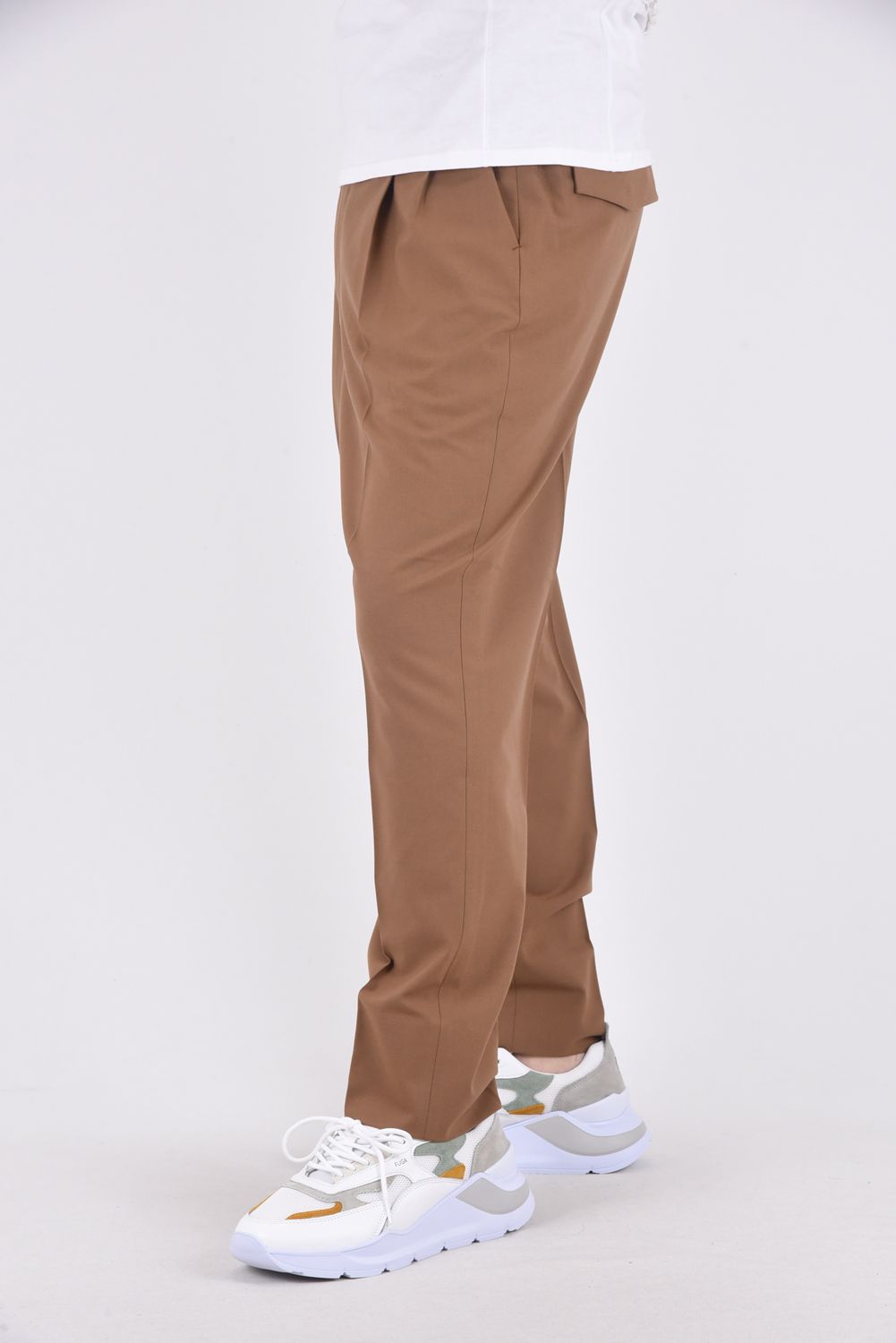 White Mountaineering - 2 TUCKED WIDE TAPERED PANTS / 2